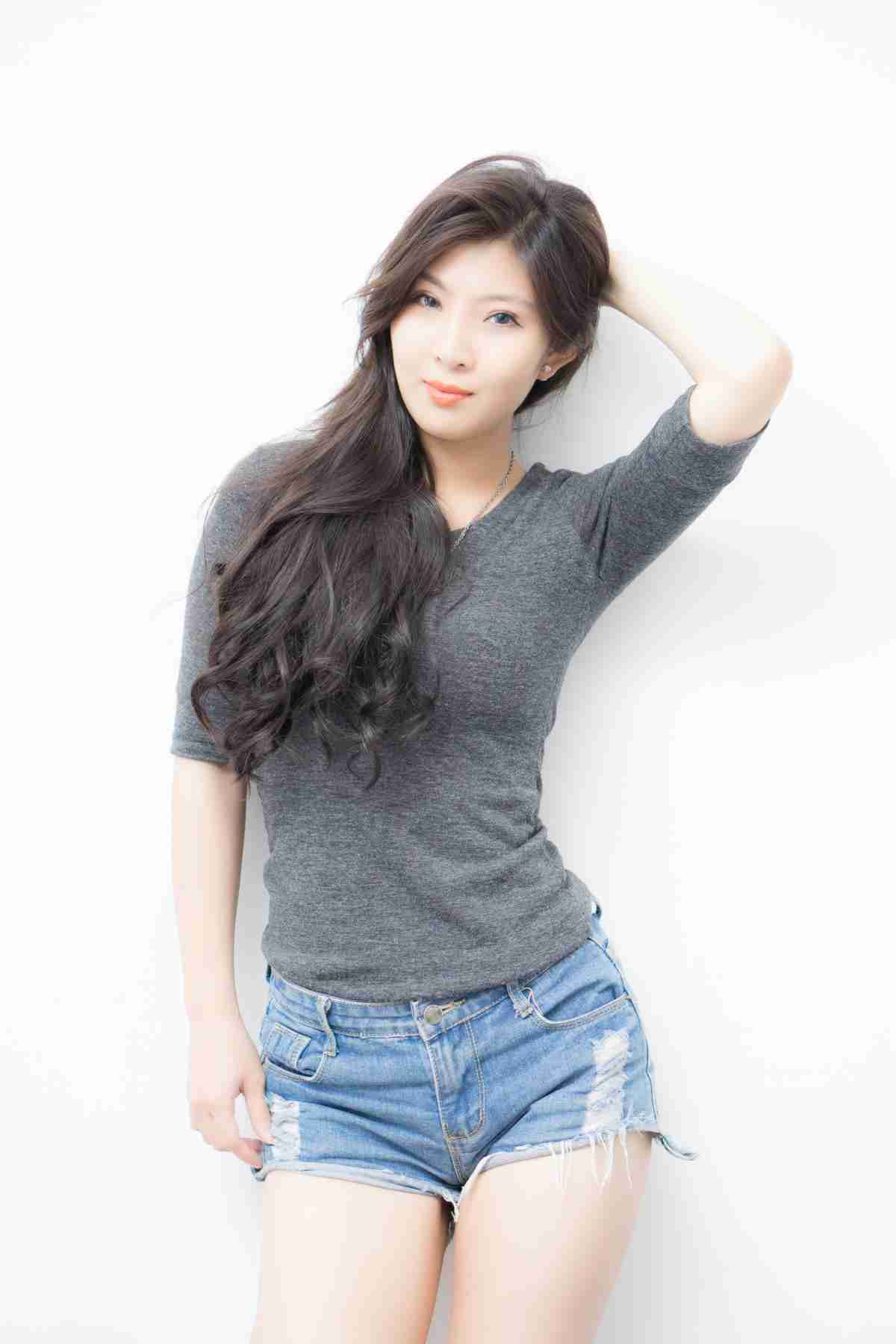 Read more about the article h燙髮作品 – 中長髮10