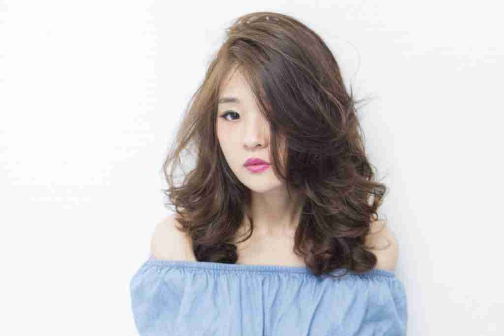 Read more about the article 【台中燙髮推薦】好整理燙髮造型，懶女孩也可以輕鬆駕馭