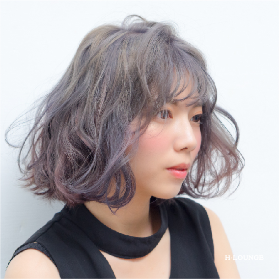 Read more about the article 仙女氣質雲朵燙挑染霧色調短髮燙髮